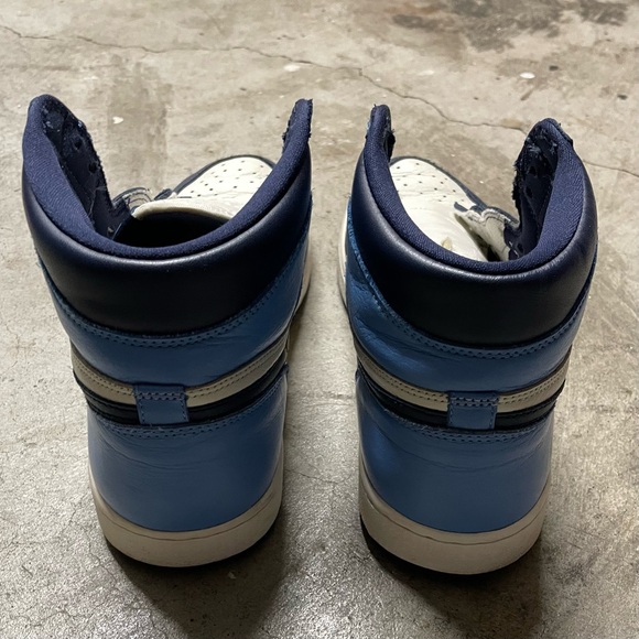 Air Jordan 1 High OG Obsidian - Picture 4 of 6